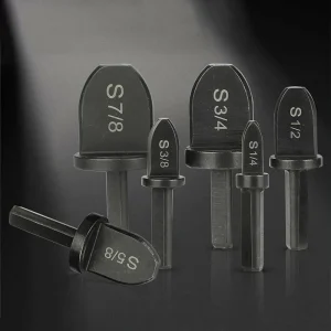 Boorset met smeed gereedschap